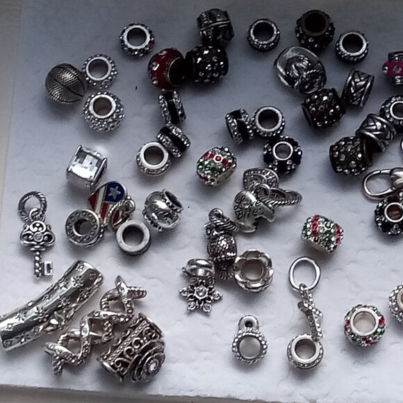 Brighton huge lot of over 40  charms beads and slider - Picture 16 of 16